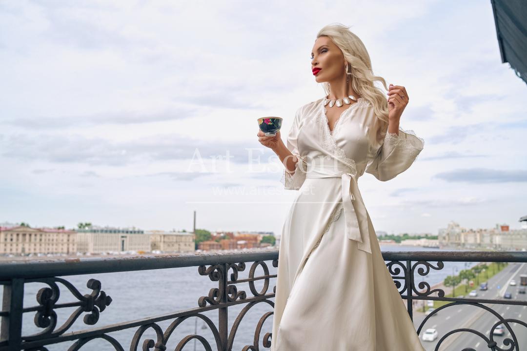 Диана-лучшая девушка последней недели зимы!!!