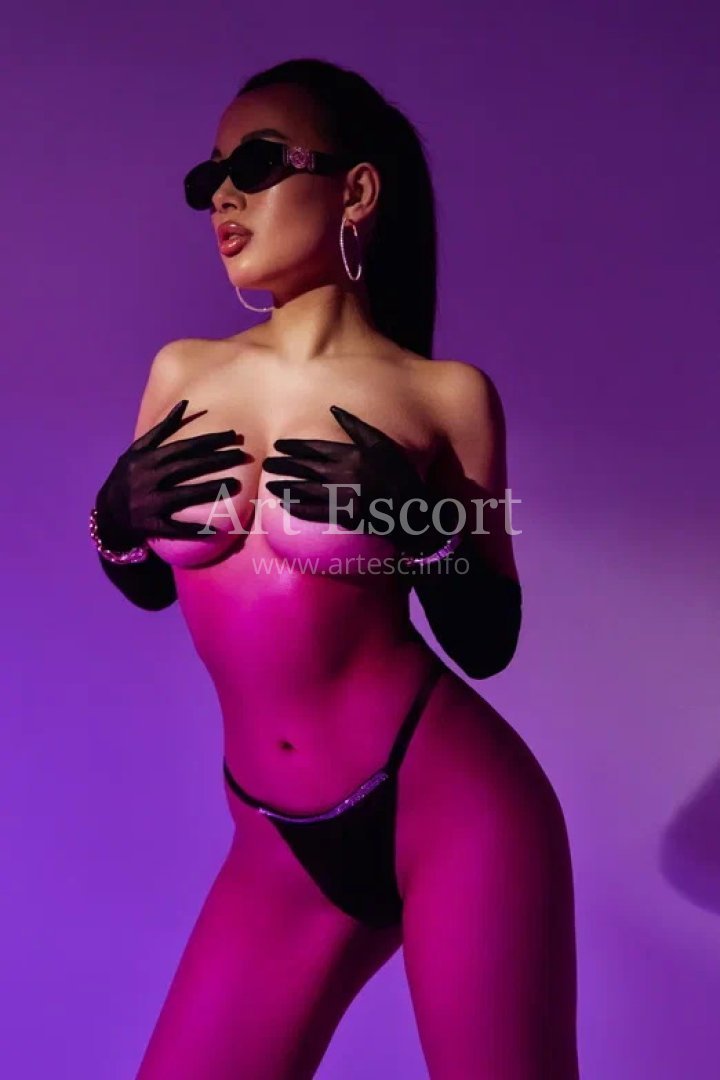 Самые cексуальные девушки ждут вас на Маяковского